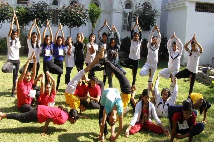 inter-school-yog-competition-indore-indorehd