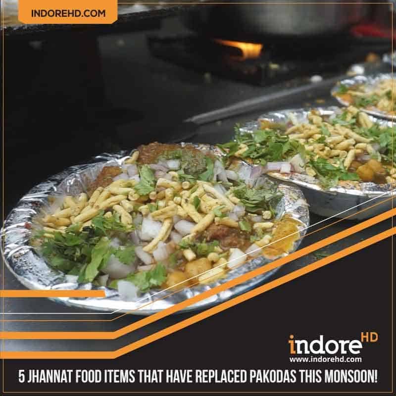 5 indore monsoon food items- Aaloo Tikki Chaat