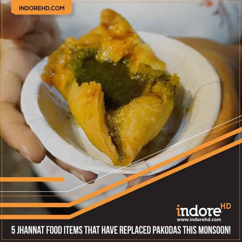 5 indore monsoon food items- Samosa