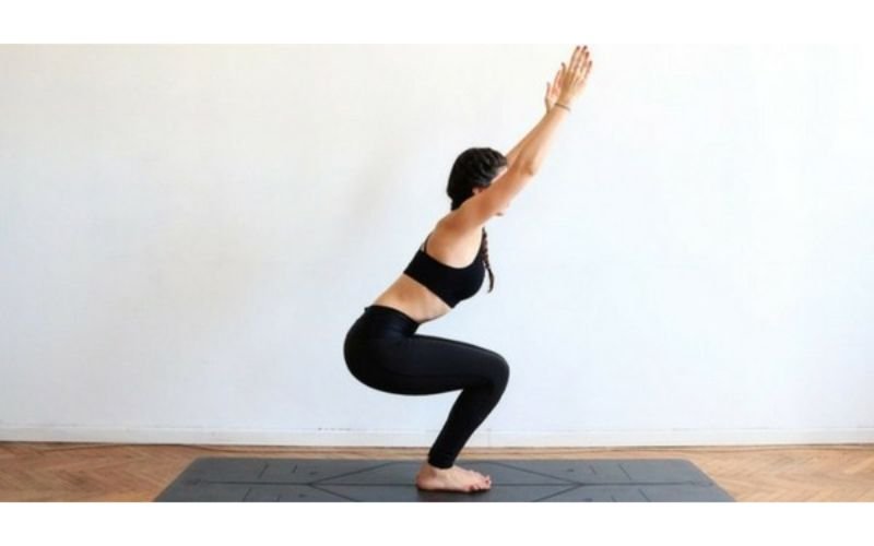 10 Basic Yoga Poses you can practice anywhere easily