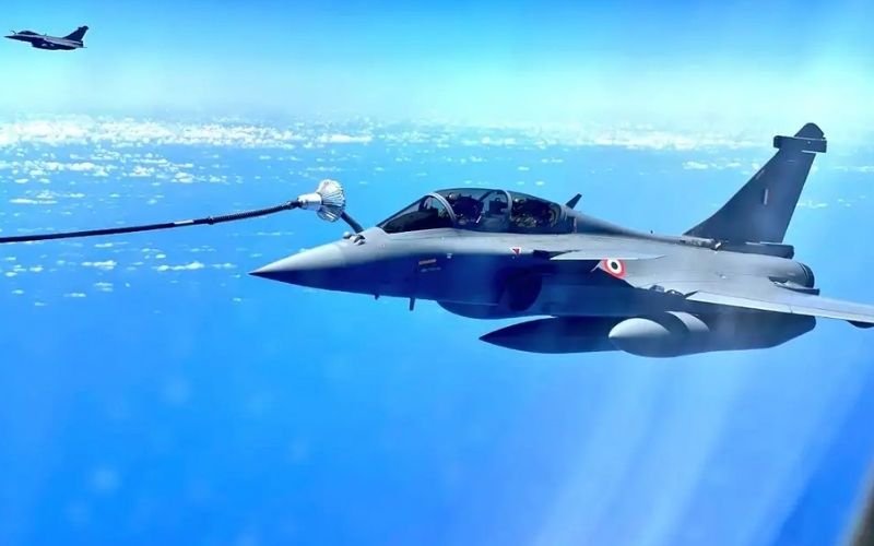 mid air refueling