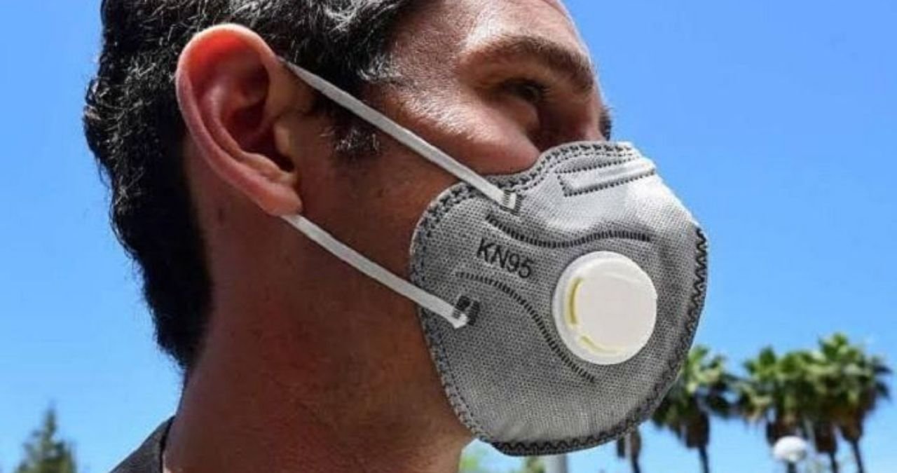 person wearing n95 mask