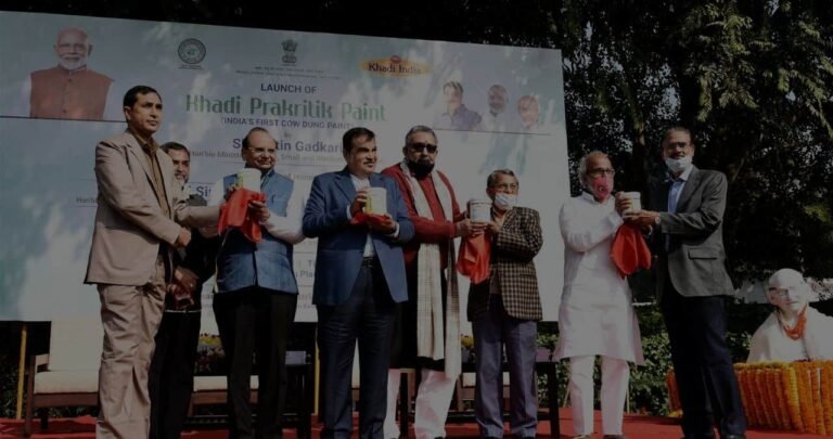 भारत का पहला “इको-फ्रेंडली” काउ डंग पेंट लॉन्च किया गया| Rural Economy के लिए कैसे रहेगा कारगर?