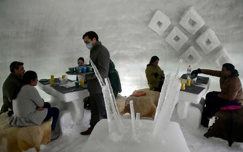 gulmarg igloo cafe