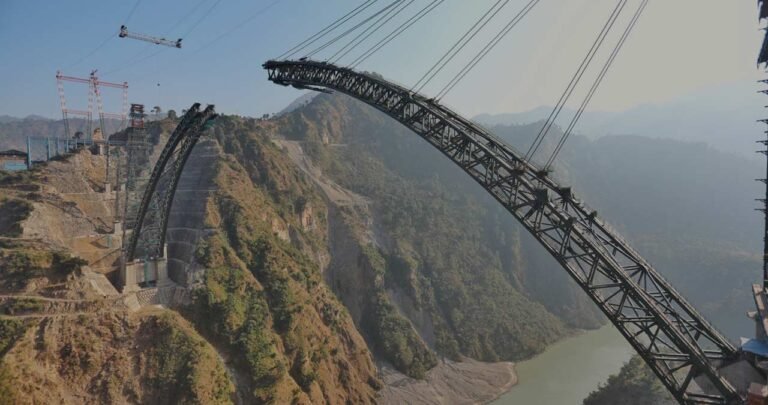 भारत में अइफ़िल टॉवर की तुलना में दुनिया का सबसे ऊंचा रेल पुल, धमाकों का सामना कर सकता है! 10 आश्चर्यजनक तथ्य